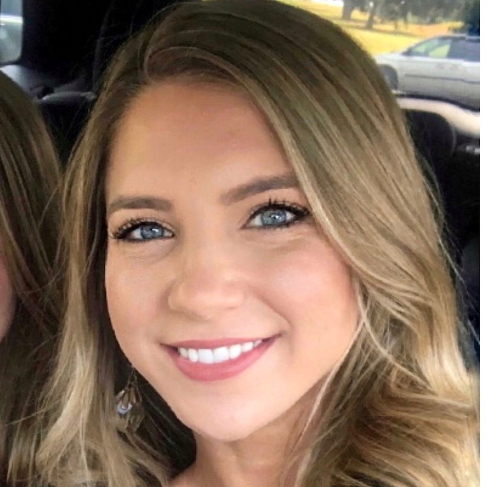 Meet your Posher, Kendra